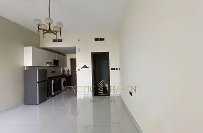 Apartment - 1 Bathroom for rent in Wavez Residence - Liwan - Dubai Apartment - 1 Bathroom for rent in Wavez Residence - Liwan - Dubai