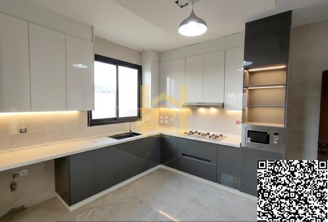 100824838 - Property Image 3