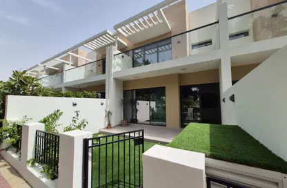 Townhouse - 4 Bedrooms - 5 Bathrooms for rent in Rochester - The Park Villas - DAMAC Hills - Dubai