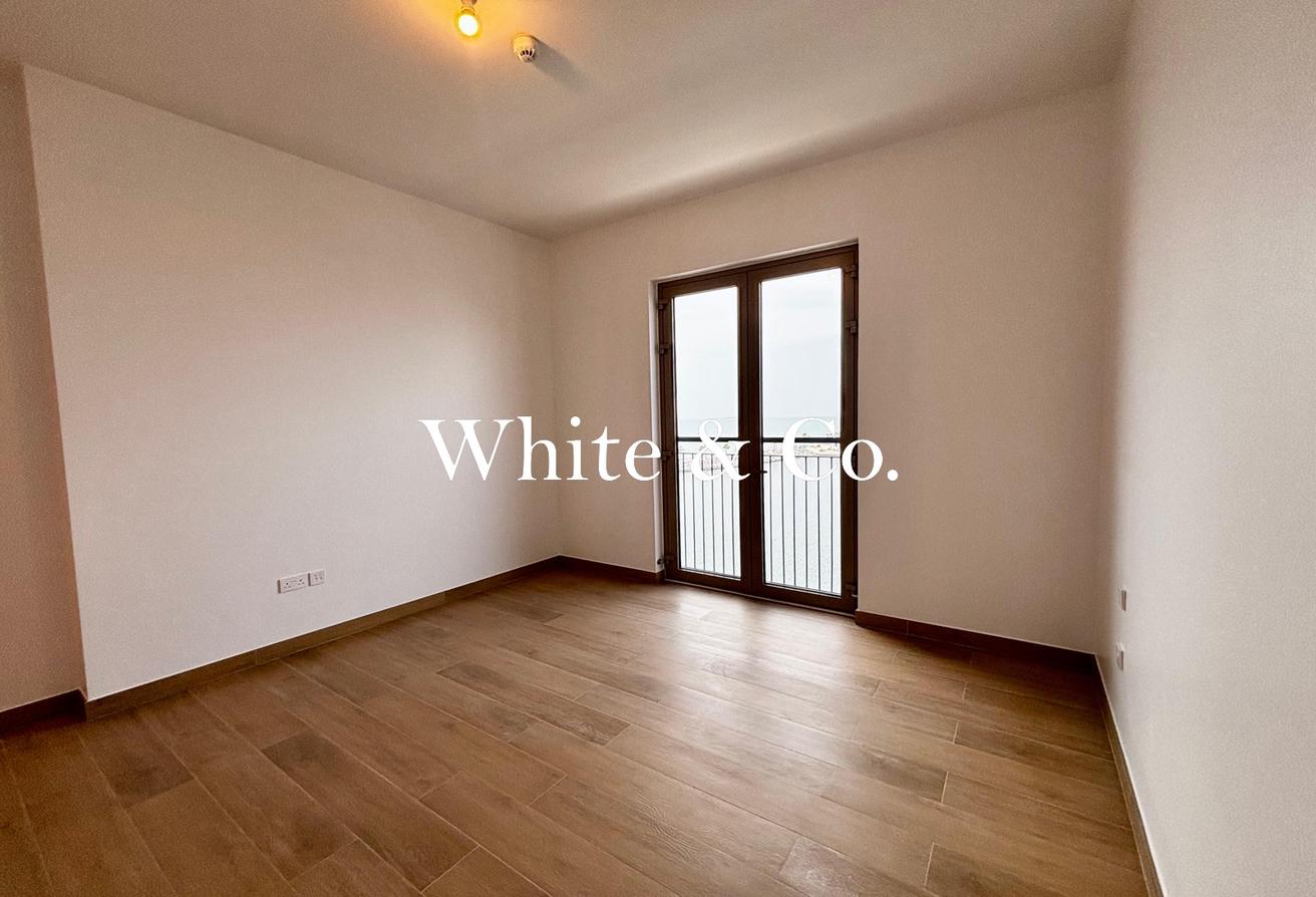 Brand New | Large Layout | Full Sea View photo 13