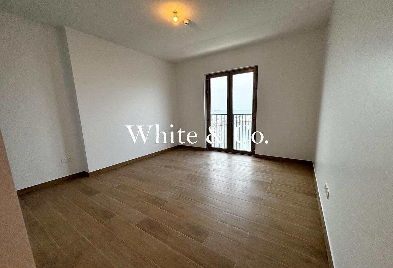 Brand New | Large Layout | Full Sea View photo 8