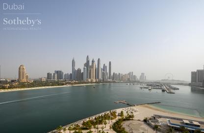 Apartment - 4 - 4 for sale in One at Palm Jumeirah - Palm Jumeirah - Dubai