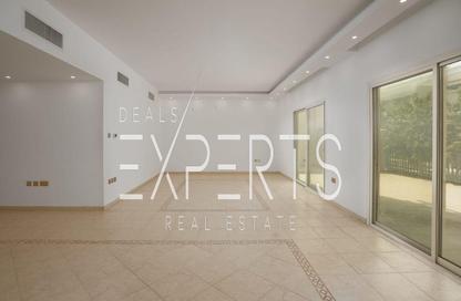 Townhouse - 4 - 5 for sale in Seashore - Rabdan - Abu Dhabi