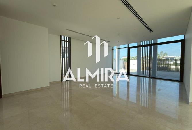 83228972 - Property Image 2