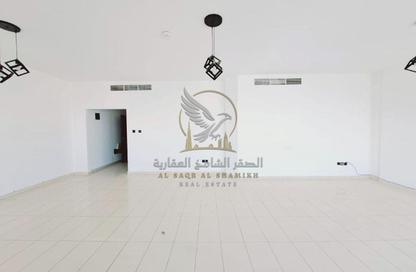 Apartment - 3 - 4 for rent in Al Majaz 3 - Al Majaz - Sharjah Apartment - 3 - 4 for rent in Al Majaz 3 - Al Majaz - Sharjah