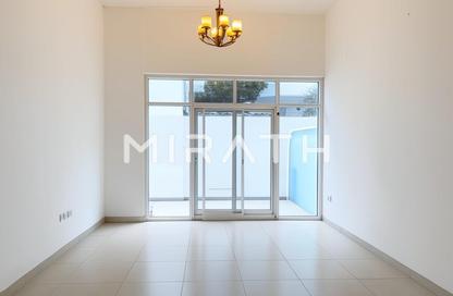 Apartment - 1 - 2 for rent in Jumeirah Apartments - Jumeirah 1 - Jumeirah - Dubai