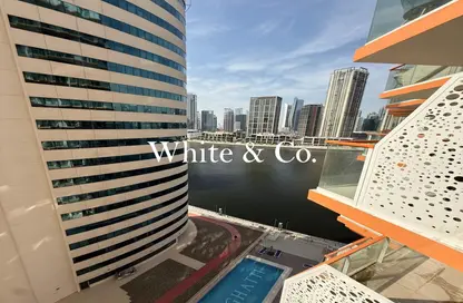 Apartment - Studio - 1 Bathroom for rent in Millennium Binghatti Residences - Business Bay - Dubai