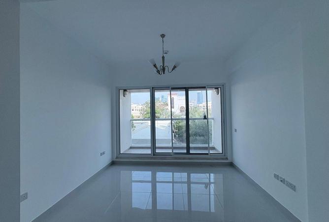 75028280 - Property Image 3