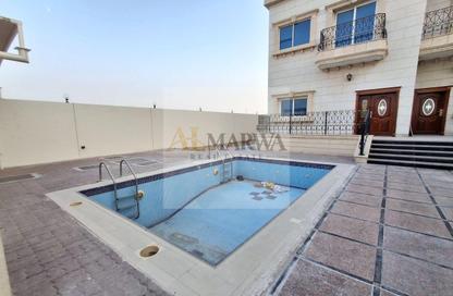 Villa - 4 - 6 for rent in Al Tay East - Al Suyoh - Sharjah