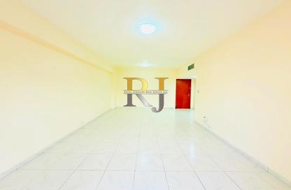 Apartment - 1 Bedroom - 1 Bathroom for rent in Golden Sands 2 - Al Mankhool - Bur Dubai - Dubai