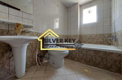 Apartment - 2 Bedrooms - 2 Bathrooms for rent in Al Mahatta - Al Qasimia - Sharjah Apartment - 2 Bedrooms - 2 Bathrooms for rent in Al Mahatta - Al Qasimia - Sharjah