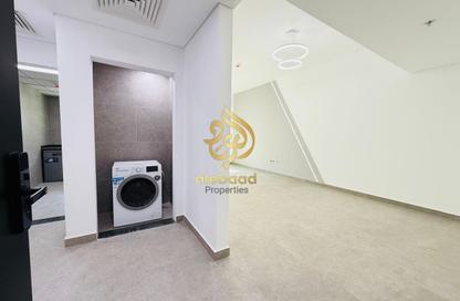 Apartment - 1 Bedroom - 2 Bathrooms for rent in Iltemas Residence - Jumeirah Garden City - Al Satwa - Dubai