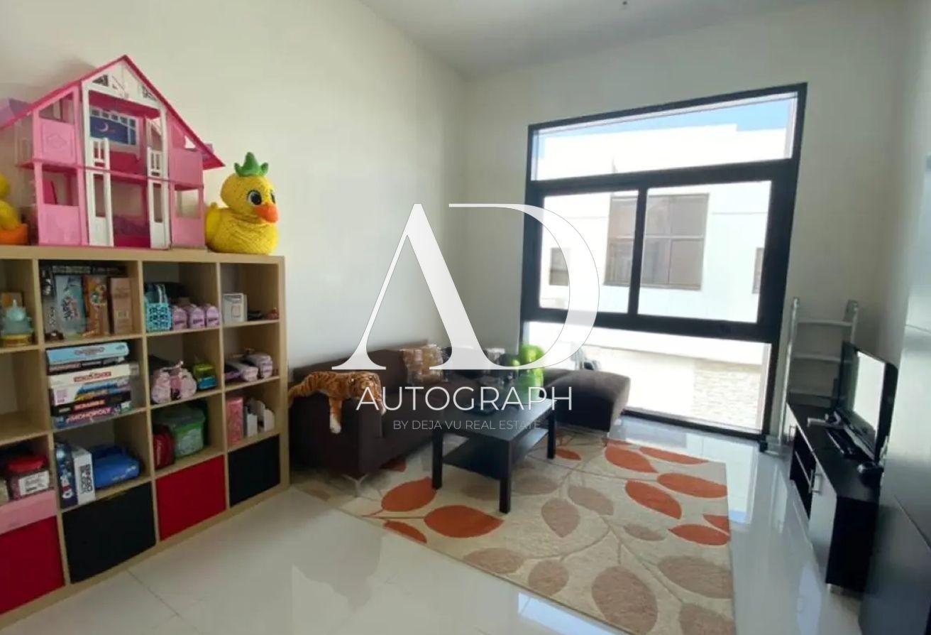 5BR Villa | Study | Maids Room photo 10