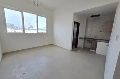 شقة - 1 حمام للايجار في الجادة - الشارقة