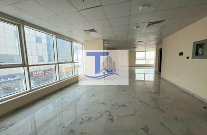 Office Space - Studio - 1 Bathroom for rent in Khalifa City - Abu Dhabi