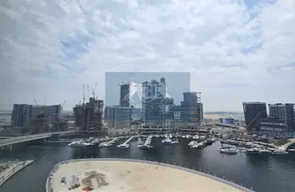 مكتب - استوديو للايجار في B2B  برج - الخليج التجاري - دبي