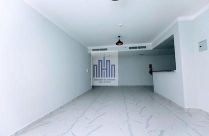 Apartment - 1 Bedroom - 2 Bathrooms for rent in Muwaileh - Sharjah