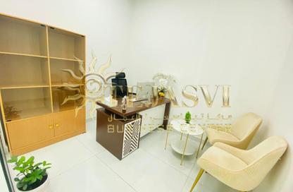 Office Space - Studio - 1 Bathroom for rent in Red Avenue - Al Garhoud - Dubai Office Space - Studio - 1 Bathroom for rent in Red Avenue - Al Garhoud - Dubai