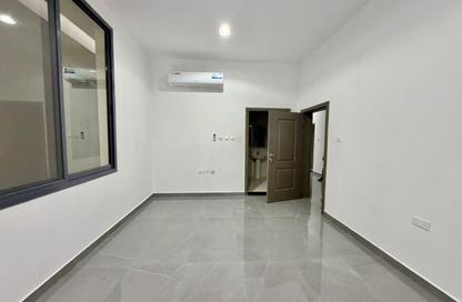 Apartment - 3 - 3 for rent in Mueifia - Al Markhaniya - Al Ain