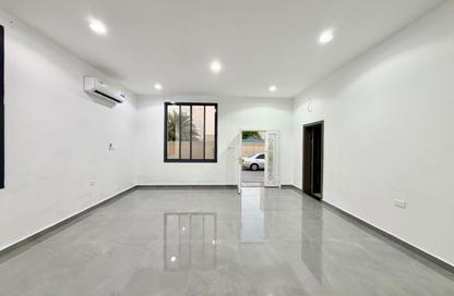 Apartment - 3 - 3 for rent in Mueifia - Al Markhaniya - Al Ain