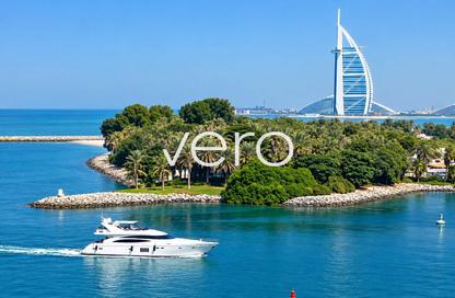 Apartment - 3 - 3 for rent in Al Sultana - Shoreline Apartments - Palm Jumeirah - Dubai