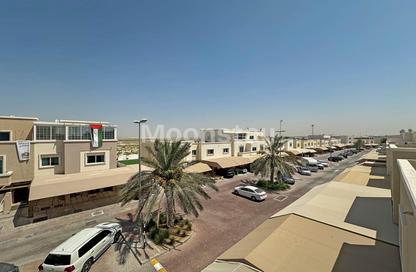 Villa - 3 Bedrooms - 4 Bathrooms for rent in Arabian Style - Al Reef Villas - Al Reef - Abu Dhabi