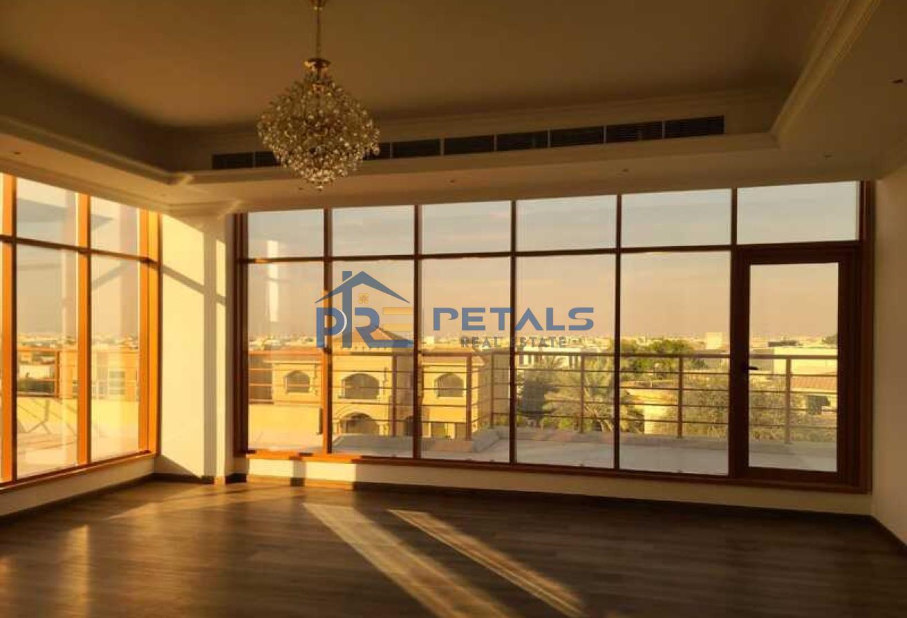 UPGRADED PRIVATE CINEMA 8 BEDS + M +D VACANT photo 2