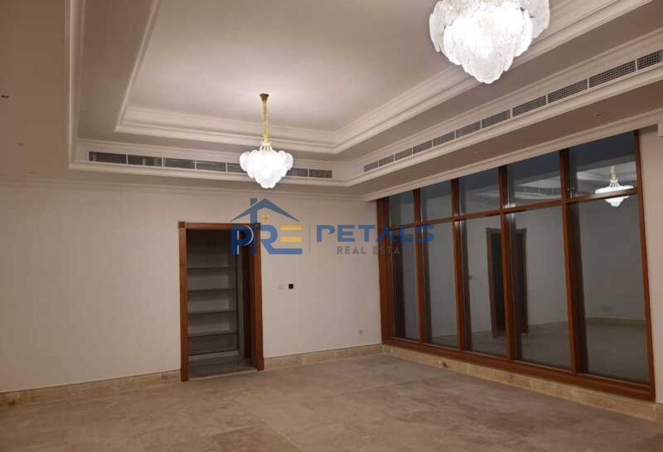 UPGRADED PRIVATE CINEMA 8 BEDS + M +D VACANT photo 28