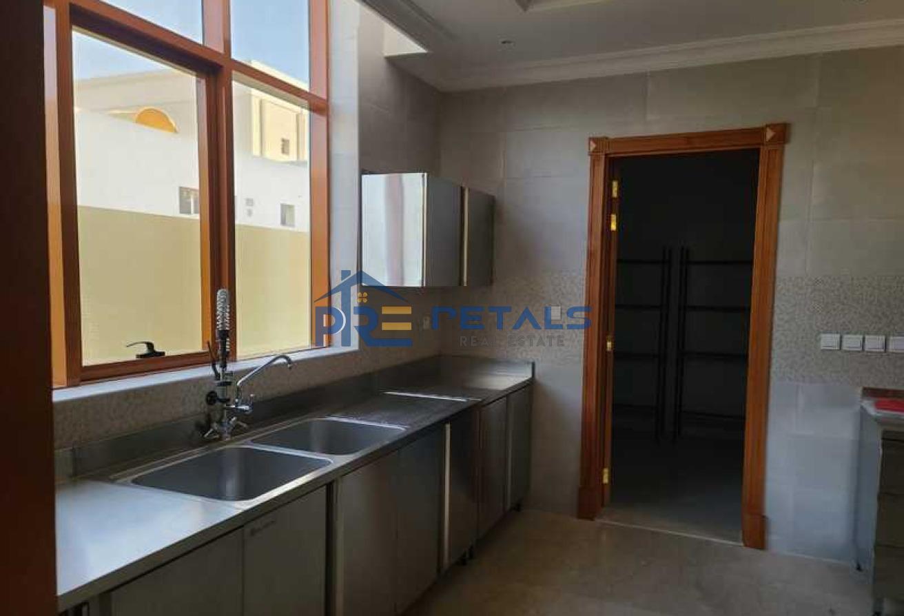 UPGRADED PRIVATE CINEMA 8 BEDS + M +D VACANT photo 22