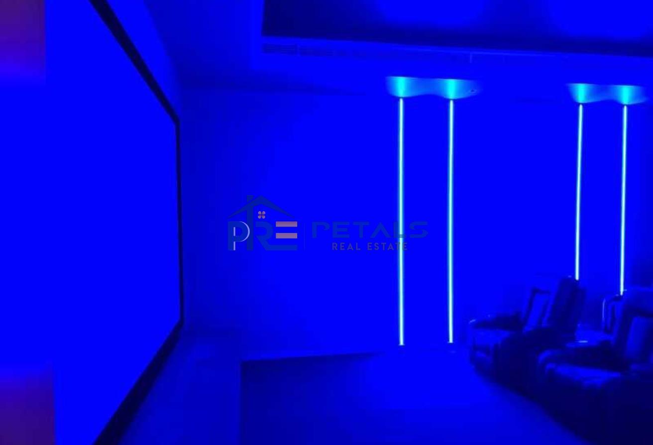 UPGRADED PRIVATE CINEMA 8 BEDS + M +D VACANT photo 7
