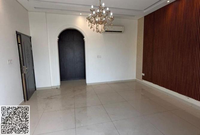 113742224 - Property Image 3