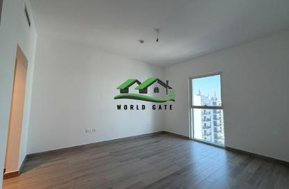 Apartment - 3 Bedrooms - 3 Bathrooms for rent in Waters Edge - Yas Island - Abu Dhabi Apartment - 3 Bedrooms - 3 Bathrooms for rent in Waters Edge - Yas Island - Abu Dhabi