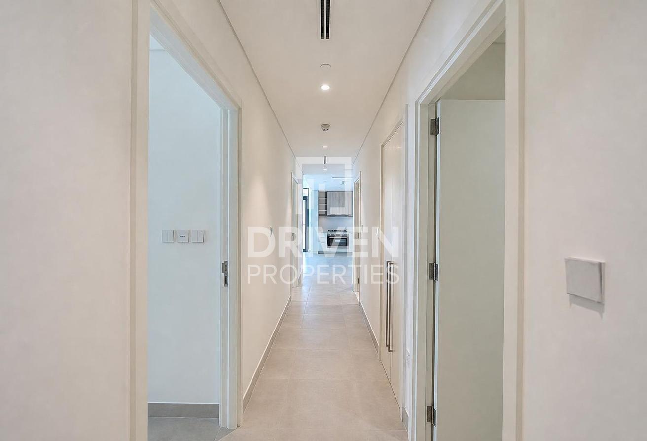 Modern Layout | Great Amenities | Prime Location photo 16