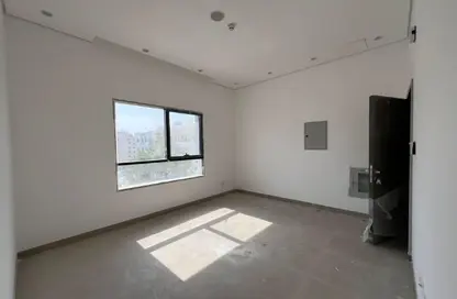 Apartment - 1 Bedroom - 1 Bathroom for rent in Al Qulaya'ah - Al Sharq - Sharjah