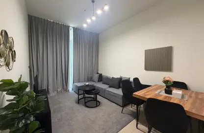 شقة - غرفة نوم - 2 حمامات للايجار في بن غاطي لونا - الضاحية 12 - قرية جميرا الدائرية - دبي