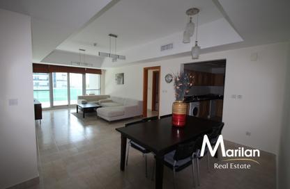 شقة - غرفة نوم - 2 حمامات للايجار في B- برج الأمواج - برج الأمواج - دبي مارينا - دبي