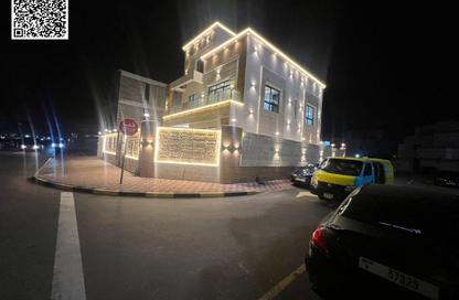 Villa - 5 Bedrooms - 6 Bathrooms for sale in Al Zaheya Gardens - Al Zahya - Ajman