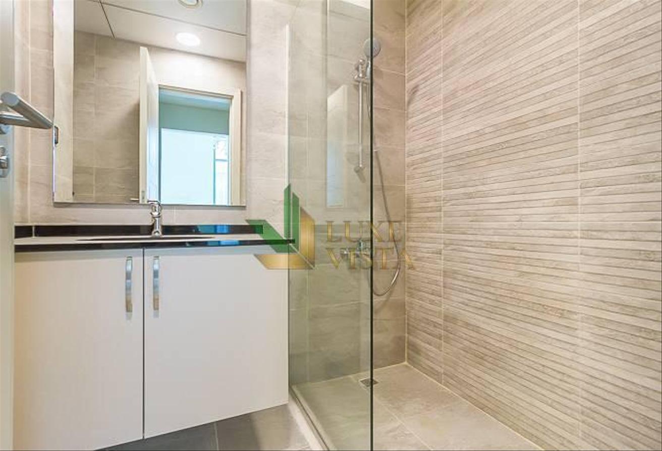 Spacious Layout | 2BR+Maids | Vacant photo 15