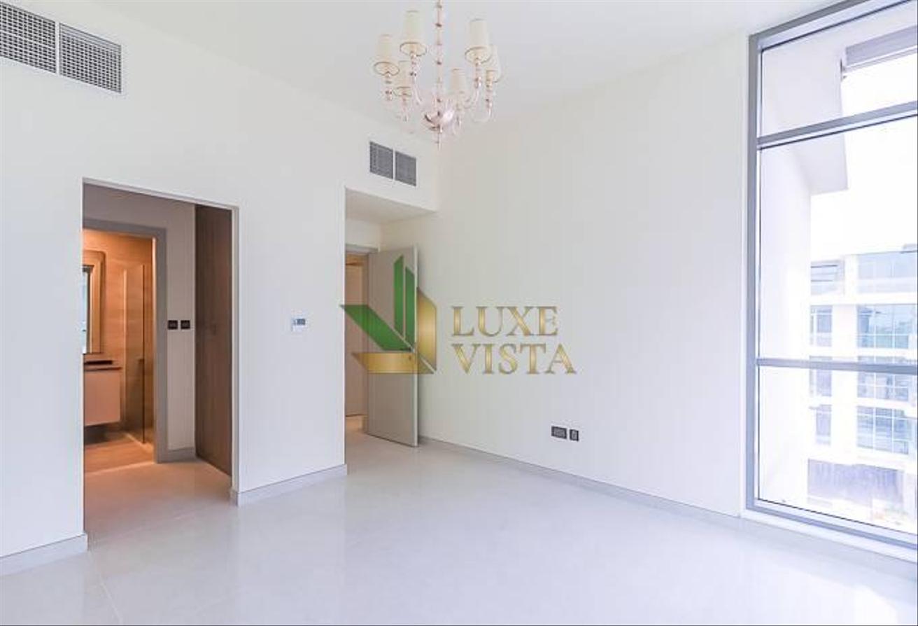 Spacious Layout | 2BR+Maids | Vacant photo 16