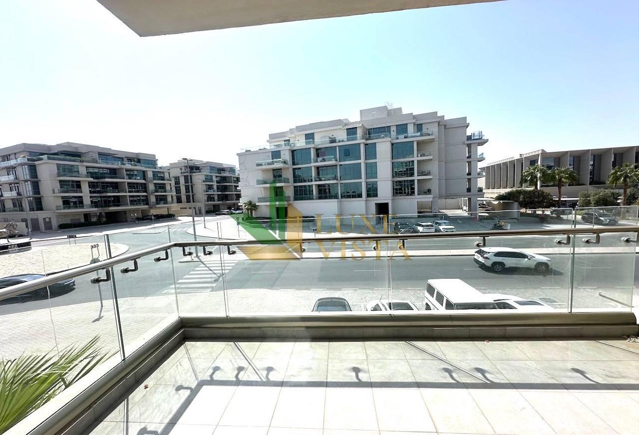 Spacious Layout | 2BR+Maids | Vacant photo 3