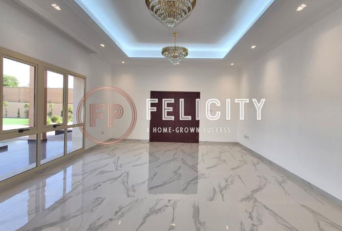 80272162 - Property Image 2