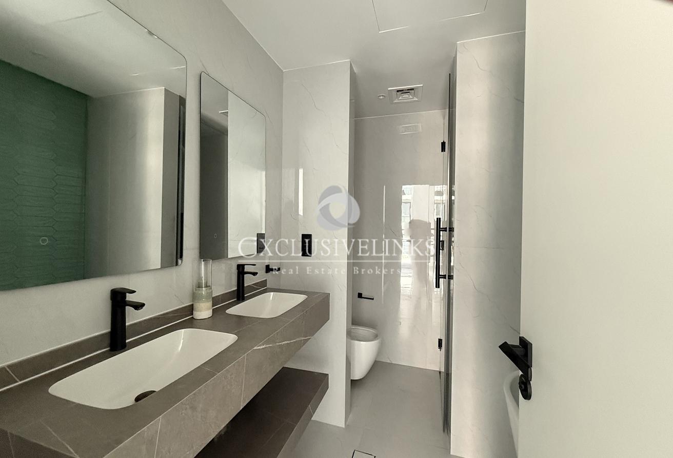 Golf & Canal Views | High Floor | Upgraded photo 7