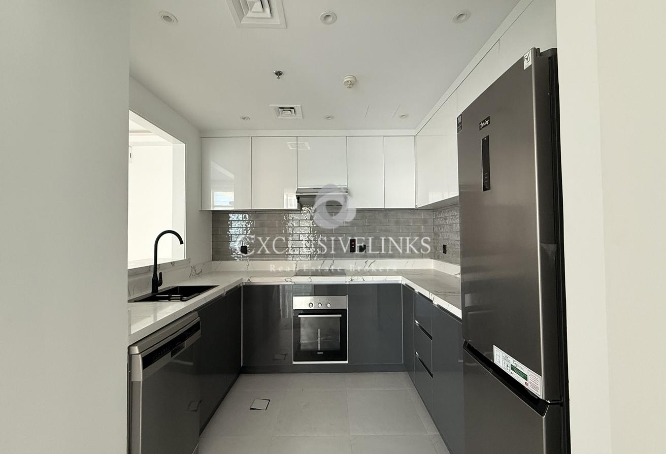 Golf & Canal Views | High Floor | Upgraded photo 3