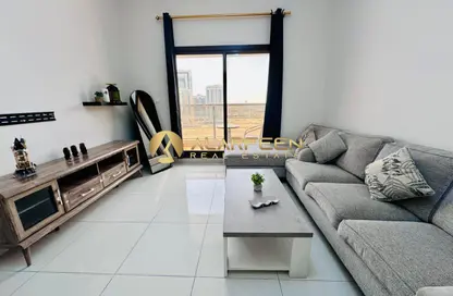 شقة - غرفة نوم - 2 حمامات للايجار في مساكن النخبة رقم 6 - مساكن النخبة الرياضية - مدينة دبي الرياضية - دبي