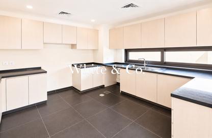 Townhouse - 3 Bedrooms - 4 Bathrooms for sale in Rockwood - Damac Hills - Dubai