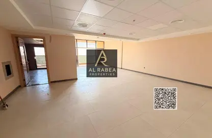 شقة - 2 غرف نوم - 2 حمامات للايجار في مبنى جيباس 5 - البستان - عجمان