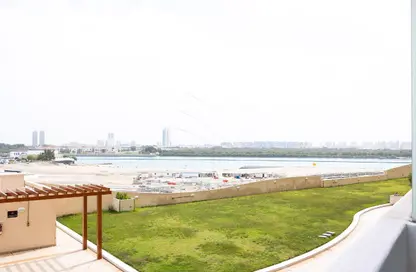 Apartment - 2 Bedrooms - 3 Bathrooms for sale in Marina Bay by DAMAC - Najmat Abu Dhabi - Al Reem Island - Abu Dhabi