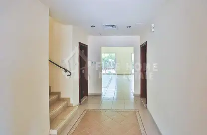 فيلا - 2 غرف نوم - 3 حمامات للبيع في سي شور - ربدان - أبوظبي