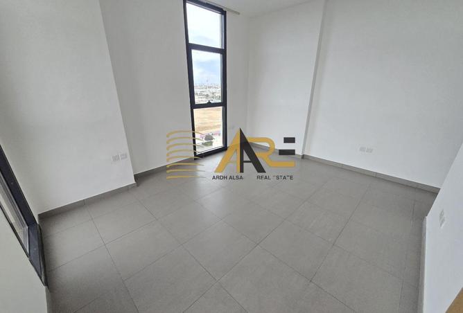 67837416 - صورة العقار 3