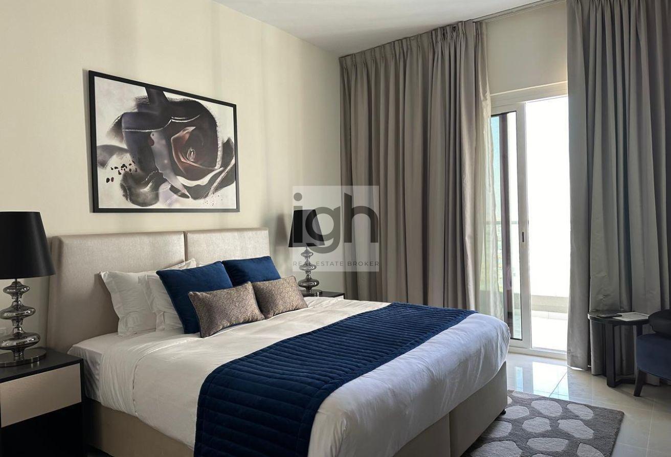 Modern Furnished Studio | Available From May 1 photo 6